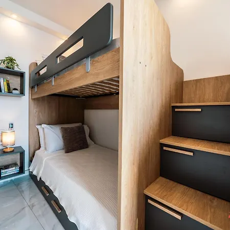 Seaside Serenity, Cruise-like Comfort St. Paul's Bay