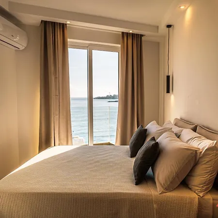 Seaside Serenity, Cruise-like Comfort Apartamento *