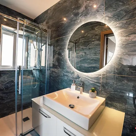 Seaside Serenity, Cruise-like Comfort * St. Paul's Bay