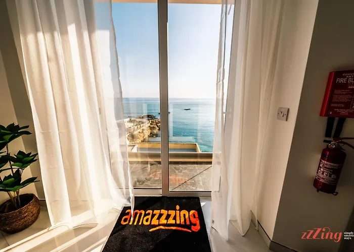 Seaside Serenity, Cruise-like Comfort Appartamento