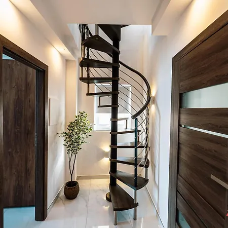 Seaside Serenity, Cruise-like Comfort Apartment